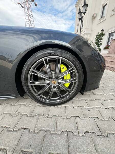 Porsche Panamera 4e hybrid
