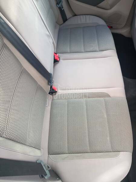 Volkswagen Golf 6 2.0tdi