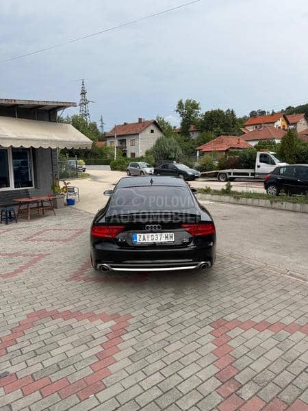 Audi A7 