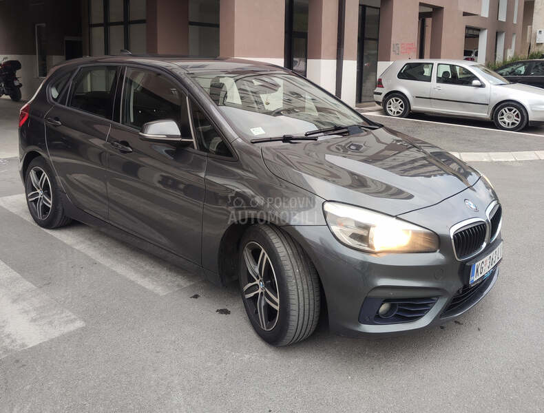 BMW 218 Active Tourer sport