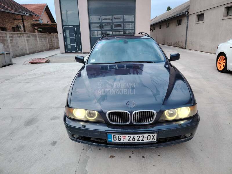 BMW 525 