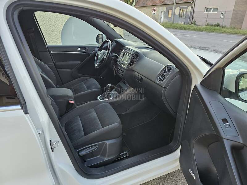 Volkswagen Tiguan 4 MOTION/R LINE