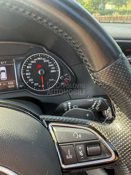 Audi Q5 S-LINE
