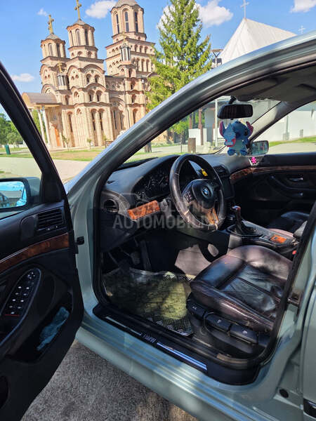 BMW 525 smederevo