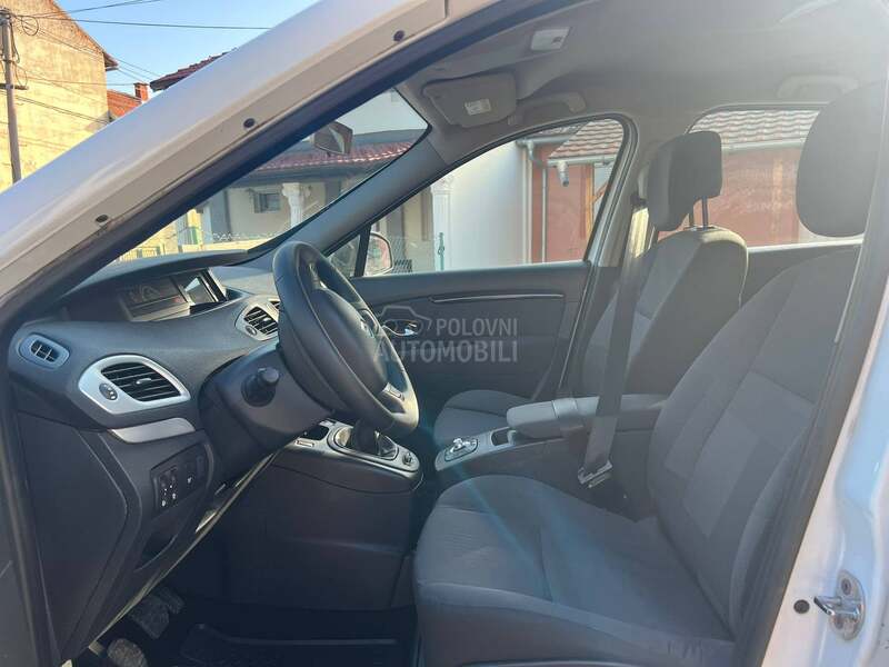 Renault Scenic dCI