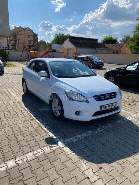 Kia pro_cee`d 1.6 gdi