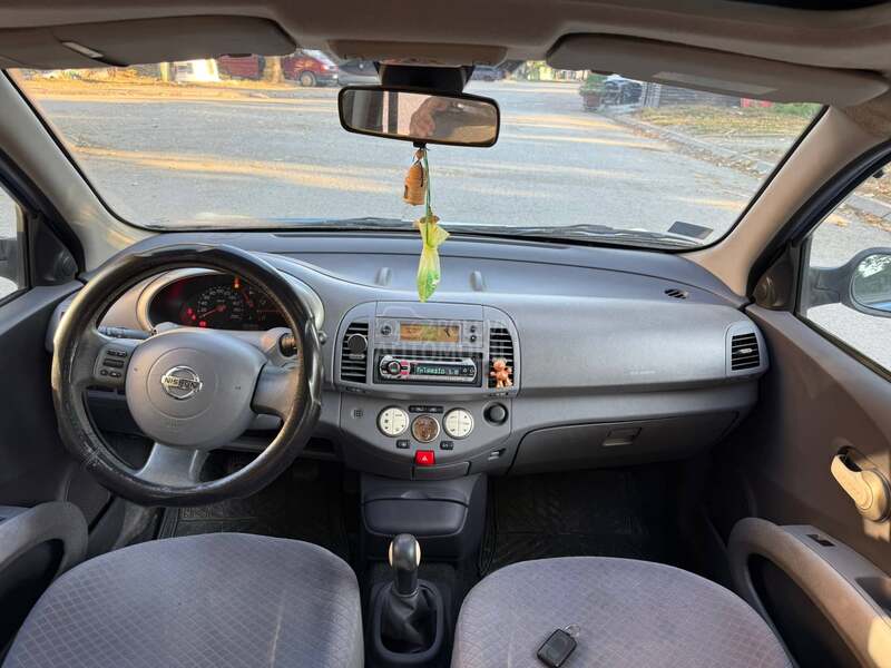 Nissan Micra 