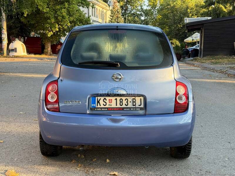 Nissan Micra 
