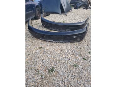 Branik za Renault Laguna od 2001. do 2006. god.