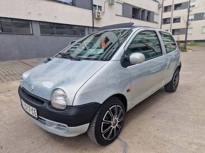 Renault Twingo P A N O R A M A