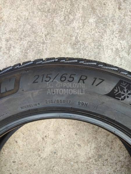 Michelin 215/65 R17 Zimska