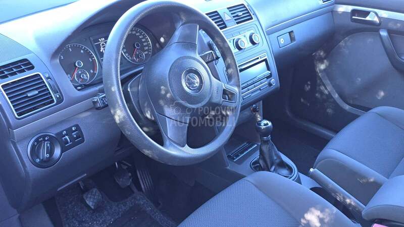 Volkswagen Touran 1.6 TDI