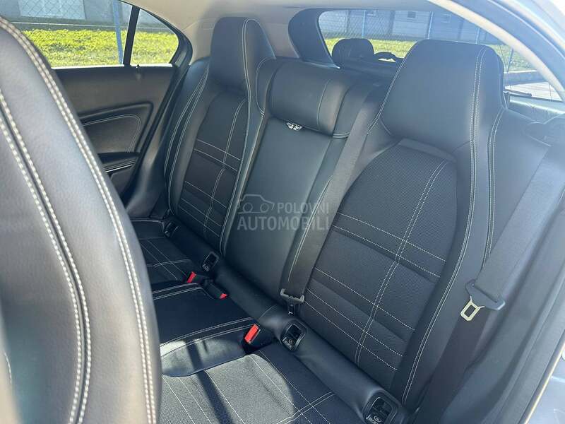 Mercedes Benz A 180 1.6 CH