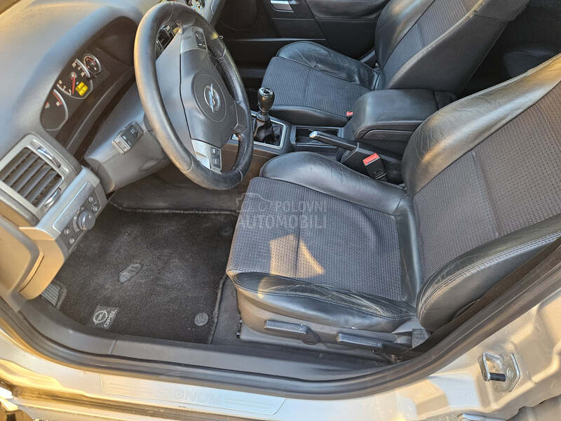 Opel Signum 