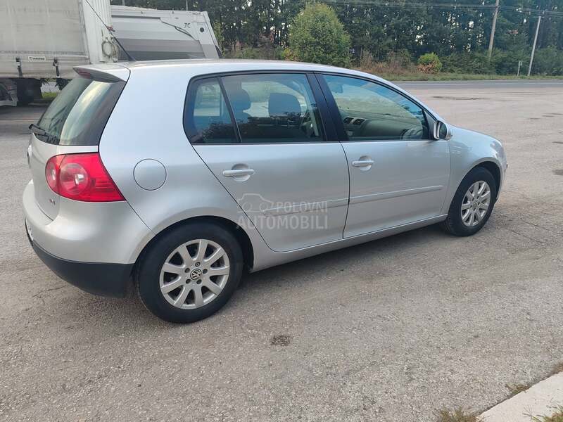 Volkswagen Golf 5 1.9 tdi