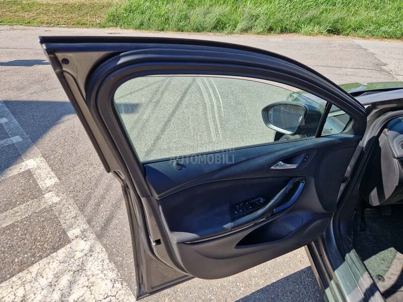 Opel Astra K A K C I J A
