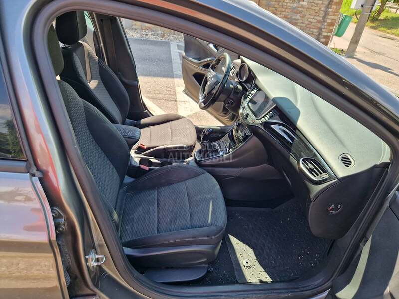 Opel Astra K A K C I J A