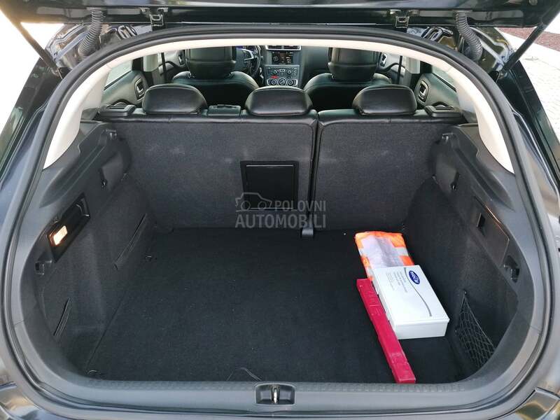 Citroen C4 2.0hdi EXCLUSIVE CH