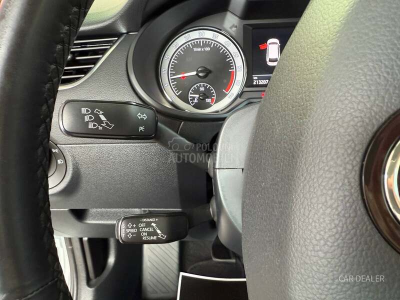 Škoda Octavia 1.6tdi/dsg/soleil