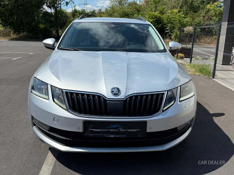 Škoda Octavia 1.6tdi/dsg/soleil