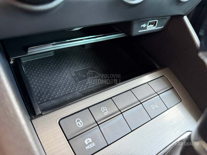 Škoda Octavia 1.6tdi/dsg/soleil