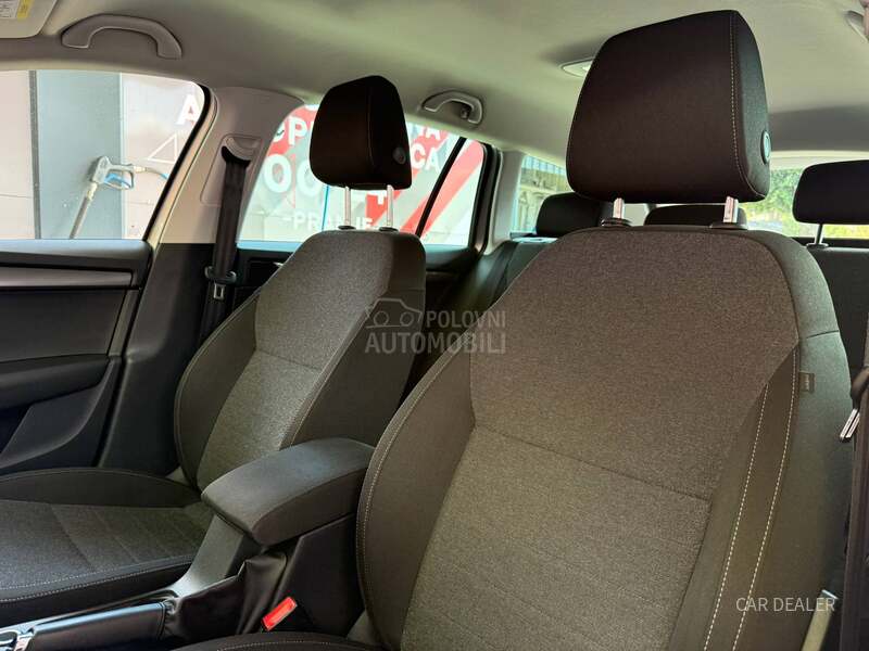 Škoda Octavia 1.6tdi/dsg/soleil