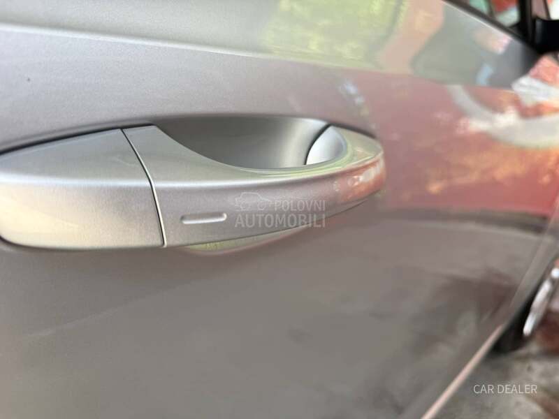 Škoda Octavia 1.6tdi/dsg/soleil