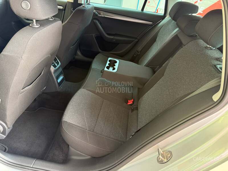 Škoda Octavia 1.6tdi/dsg/soleil