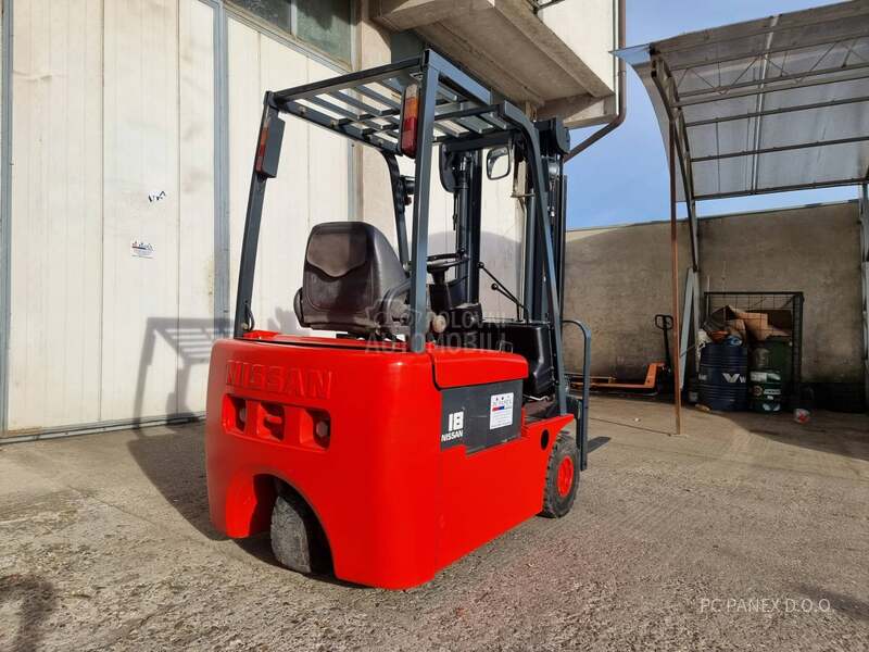 Nissan 18 ELEKTRO b. pomak