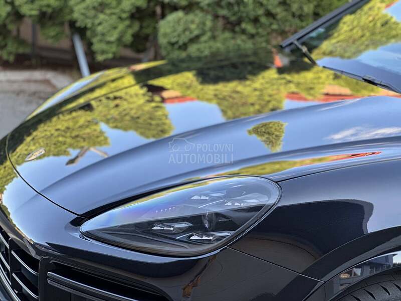 Porsche Cayenne Turbo Coupe E-Hybrid
