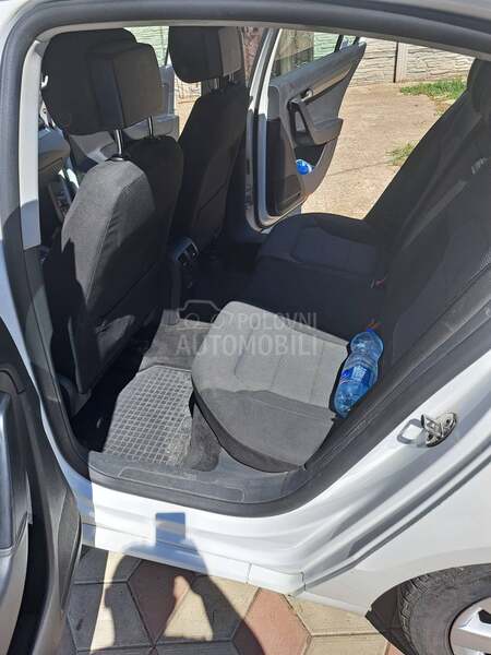 Volkswagen Passat B7 2.0 TDI