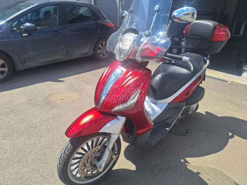 Piaggio Beverly