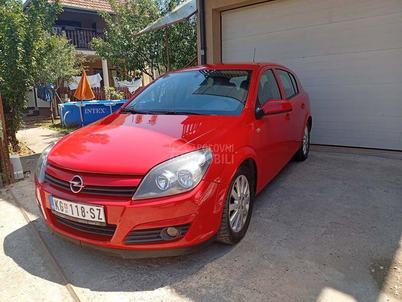 Opel Astra H 1.4 SPORT