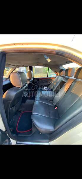 Mercedes Benz E 200 