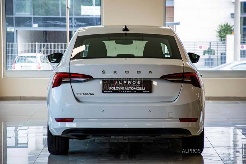 Škoda Octavia AMB 1.0 TSI