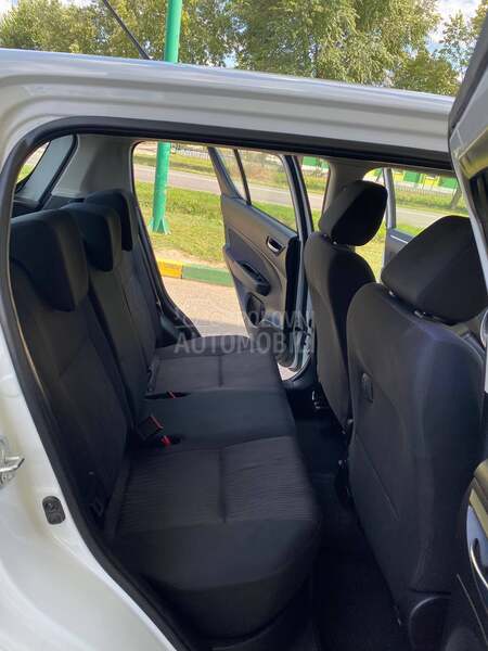 Suzuki Swift 1,2-4x4-CH.SALON