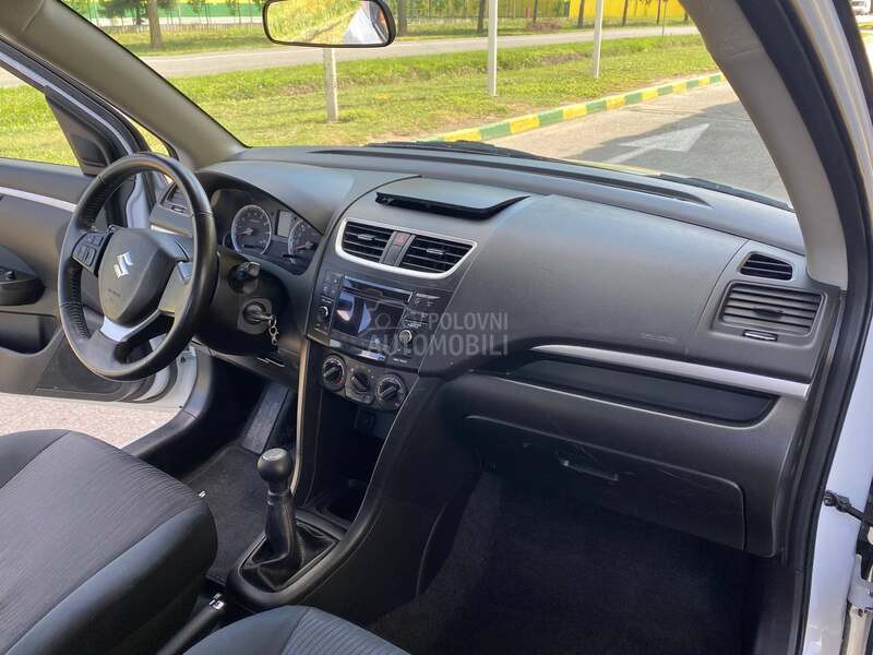 Suzuki Swift 1,2-4x4-CH.SALON