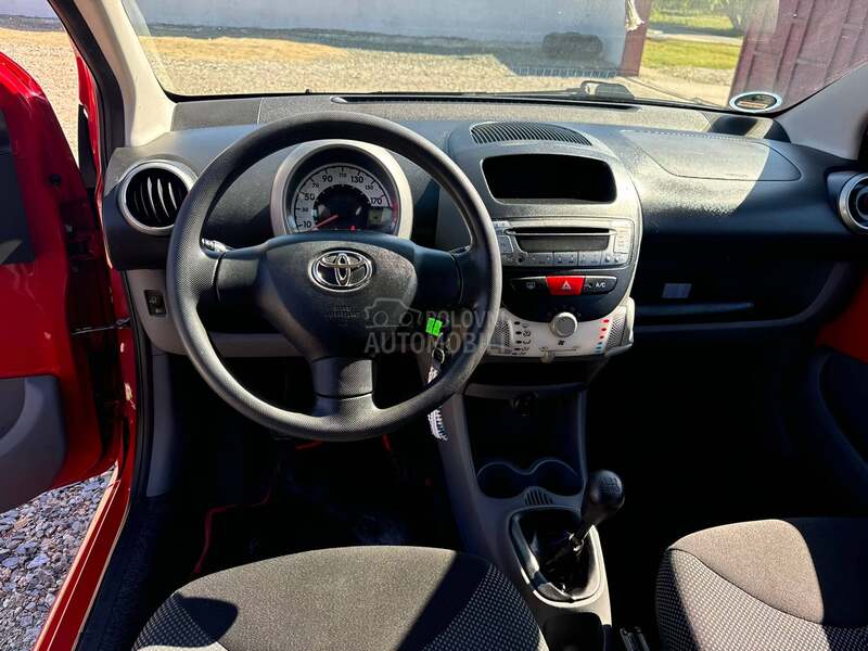 Toyota Aygo 1.0b