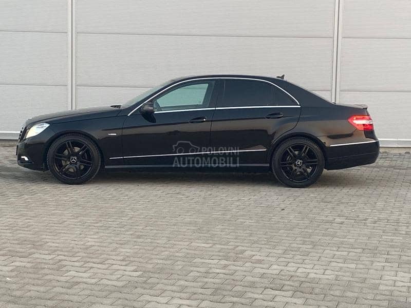 Mercedes Benz E 250 AMG