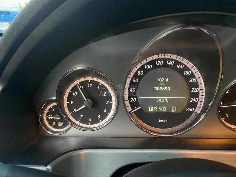 Mercedes Benz E 250 AMG