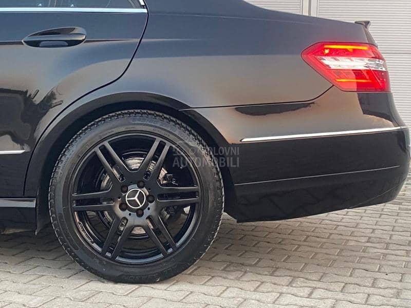 Mercedes Benz E 250 AMG