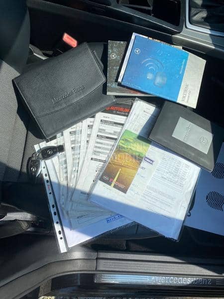 Mercedes Benz E 250 AMG