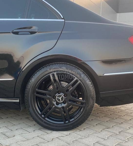 Mercedes Benz E 250 AMG