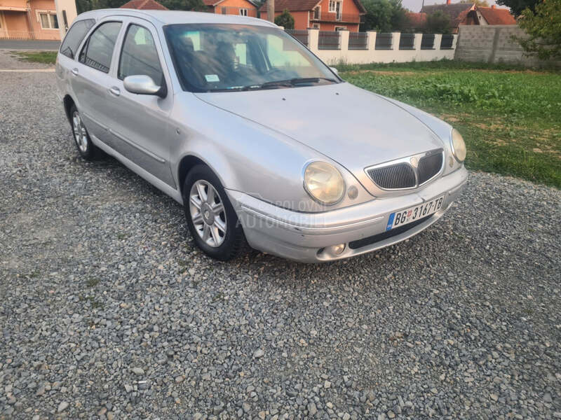 Lancia Lybra 1.9 jtd