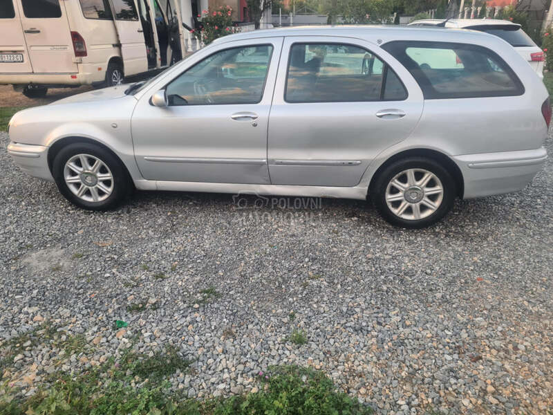 Lancia Lybra 1.9 jtd