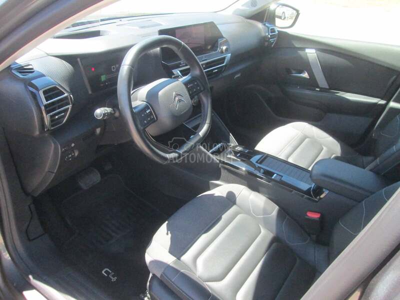 Citroen C4 1.5 Bluhdi SHINE