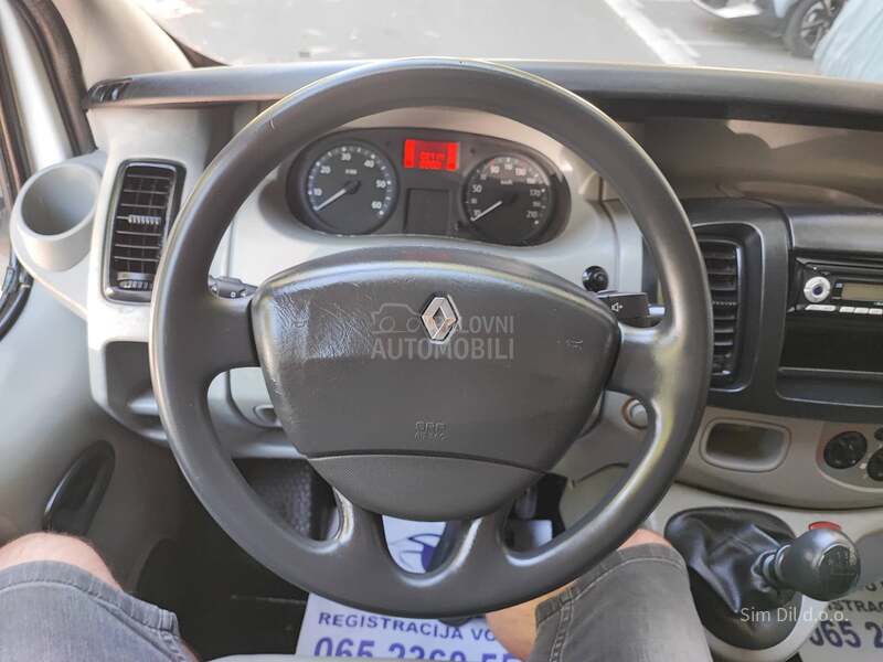Renault Trafic 2.0 dci ORGINALNA KM
