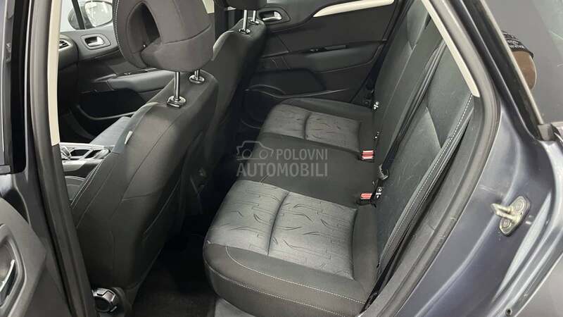 Citroen C4 e-hdi premium