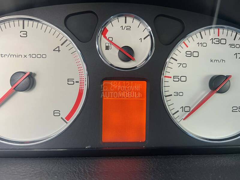 Peugeot 407 2.0 HDI restyling
