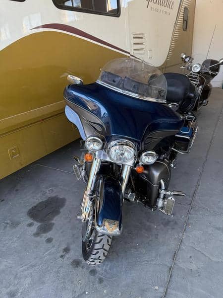 Harley Davidson FLHTCUSE4 Ultra Classic